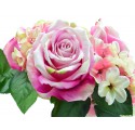 Ramillete de rosas con hortensias